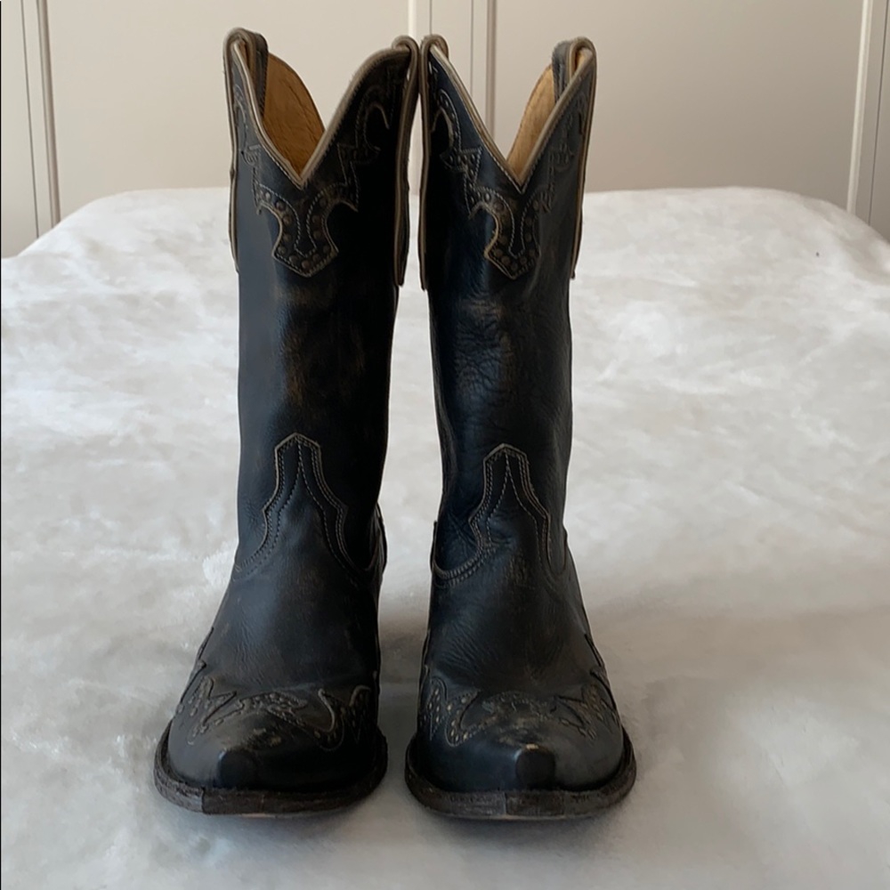 Womens size 10 cowboy boots, black, Cavender’s